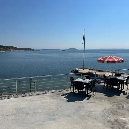 אתר נופש Mavi Yesil Cafe Restaurant Ve Konaklama